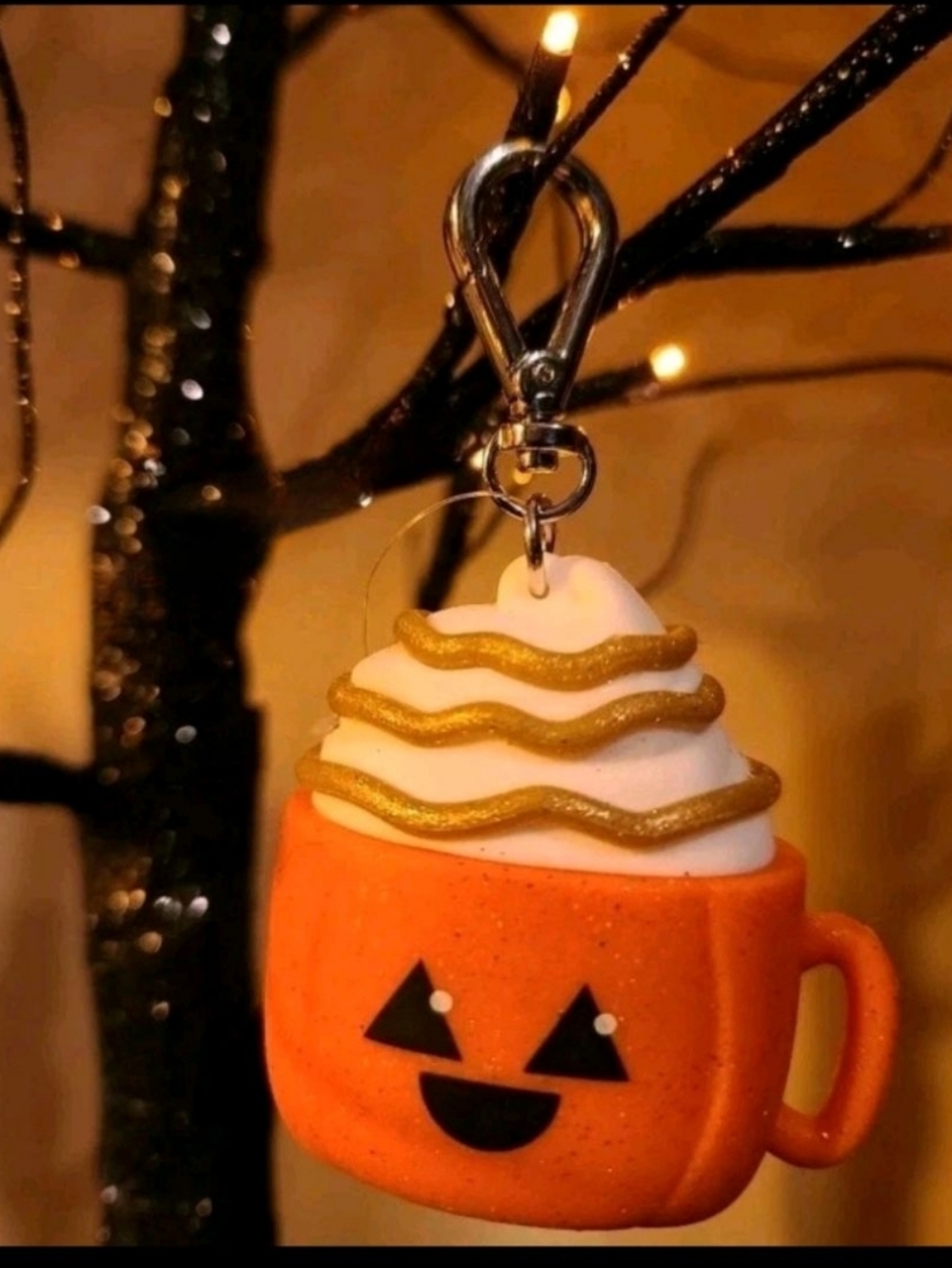 Bath & Body Works Jack Pumpkin Spice Latte Holder Pocket Bac keychain Halloween